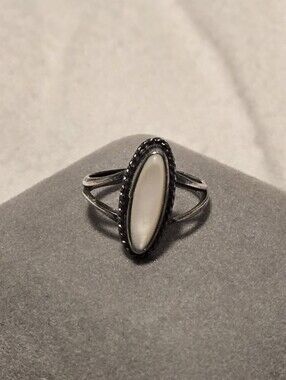 Southwest Style, Mother Of Pearl, Split-Shank, Sterling Silver, Statement Ring